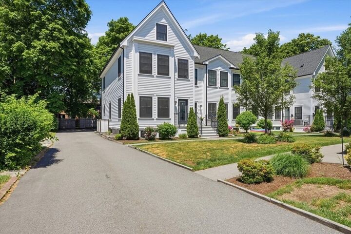 Property Photo:  21 Chickatawbut Street 1  MA 02122 