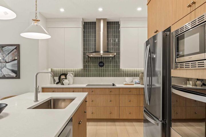 Property Photo: 148 Lucas Green NW AB T3P 2X9