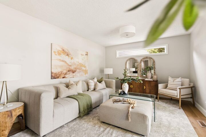 Property Photo: 127 Parkglen Crescent SE AB T2J 4L9