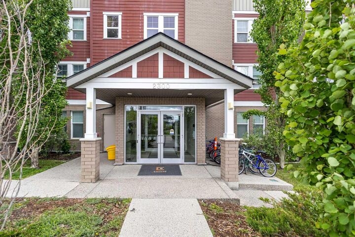 Property Photo: 2300 Evanston Square NW 412 AB T3P 0G7