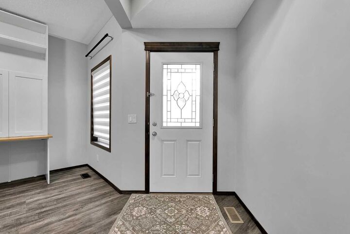 Property Photo:  27 Pantego Close NW  AB T3K 0K1 