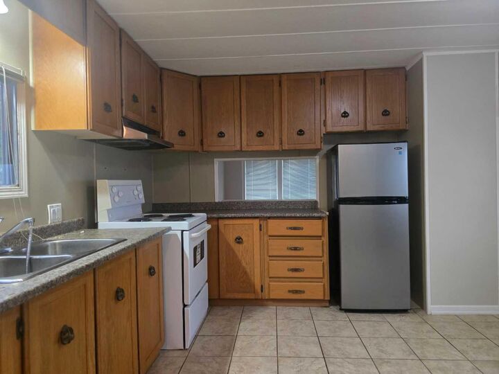 Property Photo:  72133 Range Road 11 305  AB T0H 1B0 