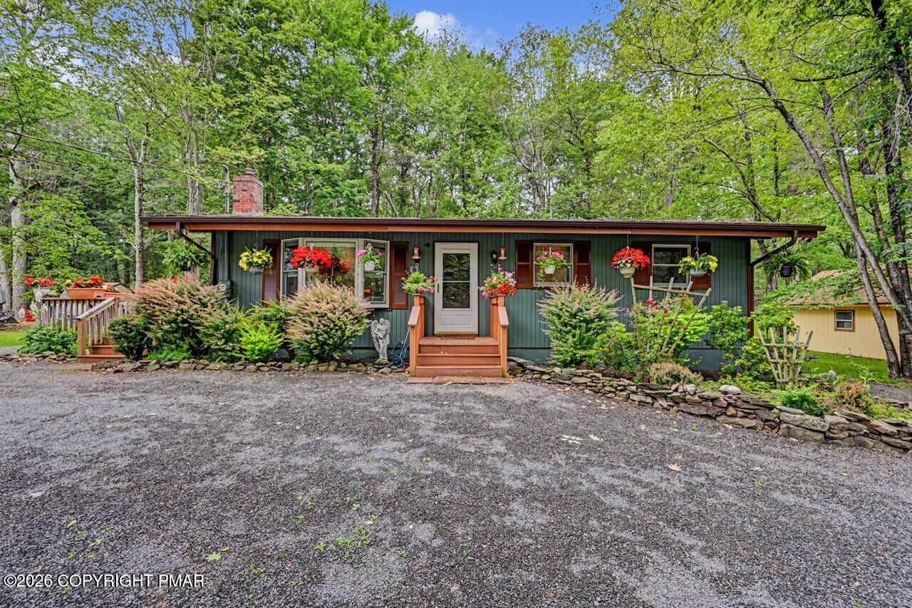 Property Photo:  167 Tommys Lane  PA 18347 
