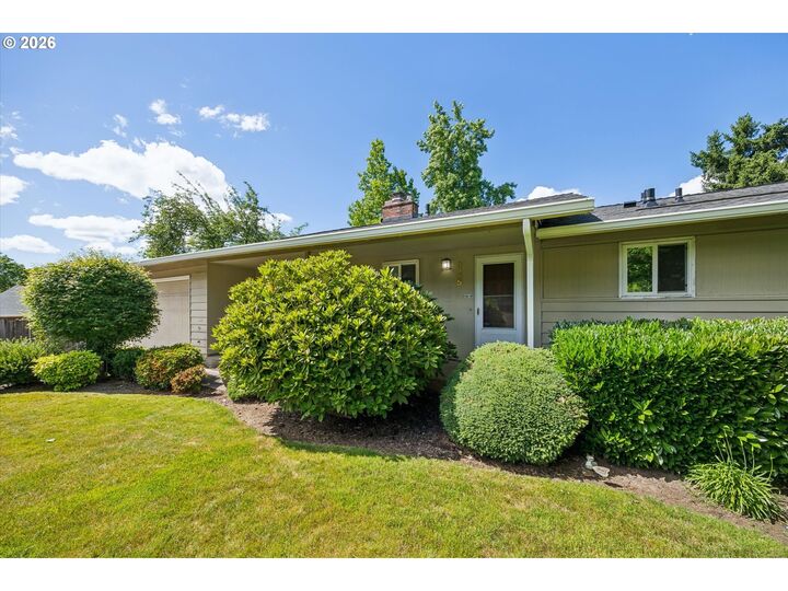 Property Photo: 9285 SW Whitford Ln OR 97223