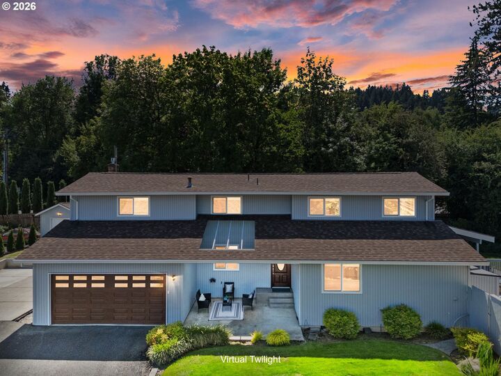 Property Photo: 2360 Glenmorrie Dr OR 97034