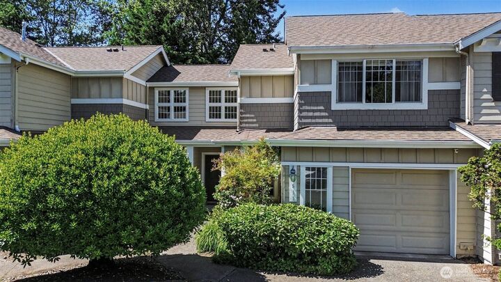 Property Photo: 511 Elma Place NE WA 98059