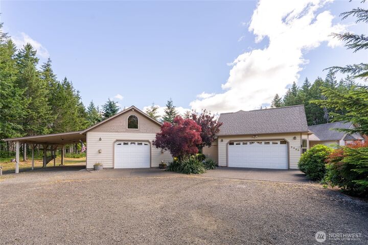 Property Photo:  3330 E Brockdale Road  WA 98584 
