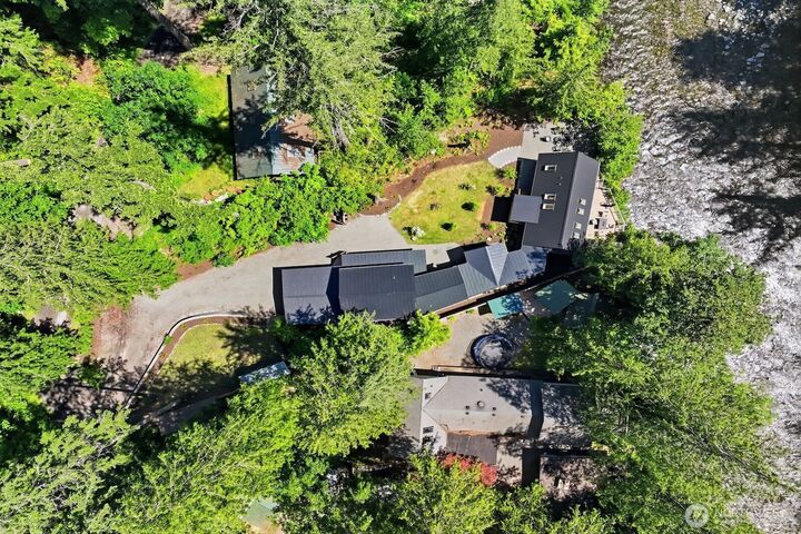 Property Photo: 47313 SE 160th Street WA 98045