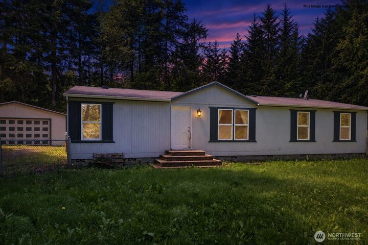 Property Photo:  11843  Blue Glacier Lane SE  WA 98597 