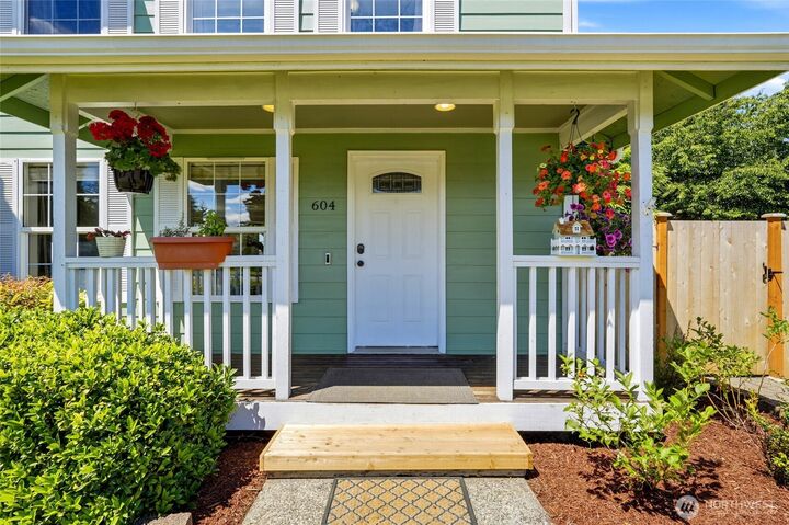 Property Photo: 604 Jordan Road WA 98252