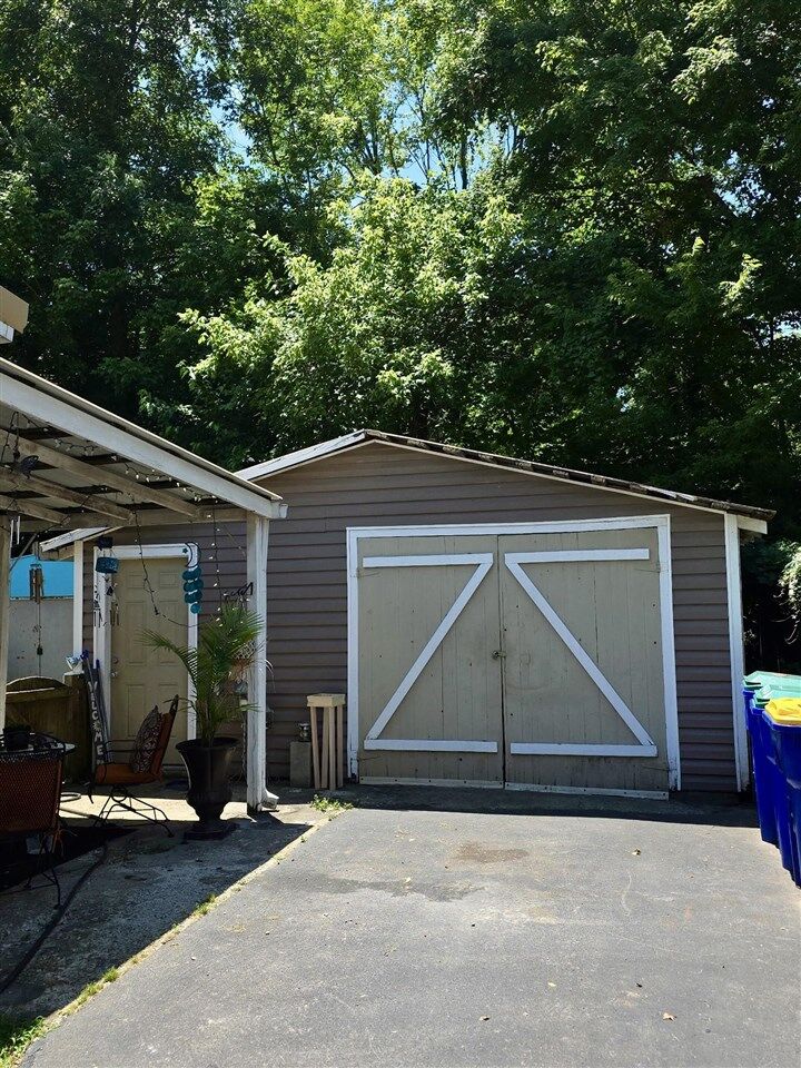 Property Photo:  208 Breckenridge Street  KY 42134 
