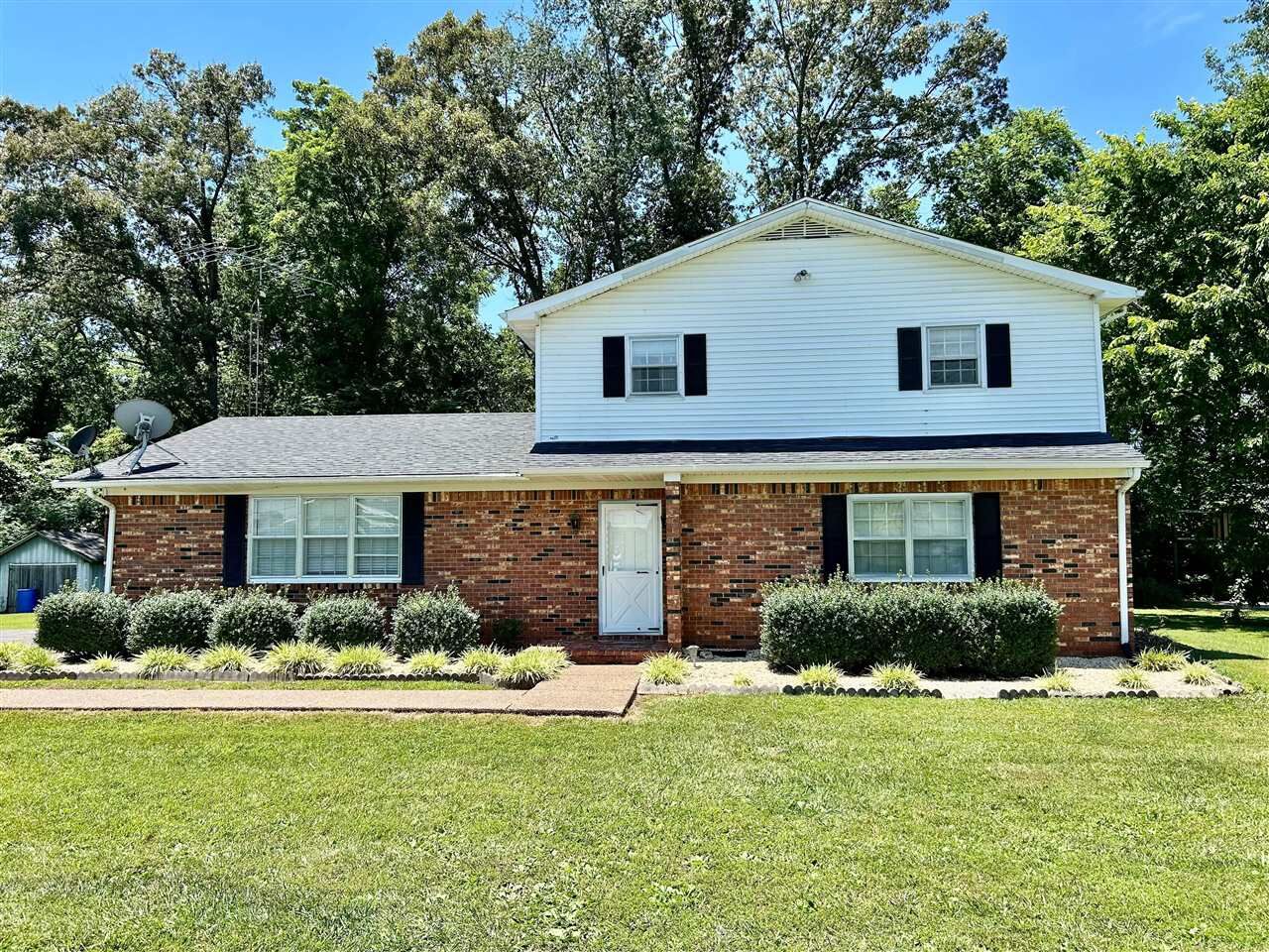 Property Photo:  5489 Smiths Grove Scottsville Road  KY 42171 