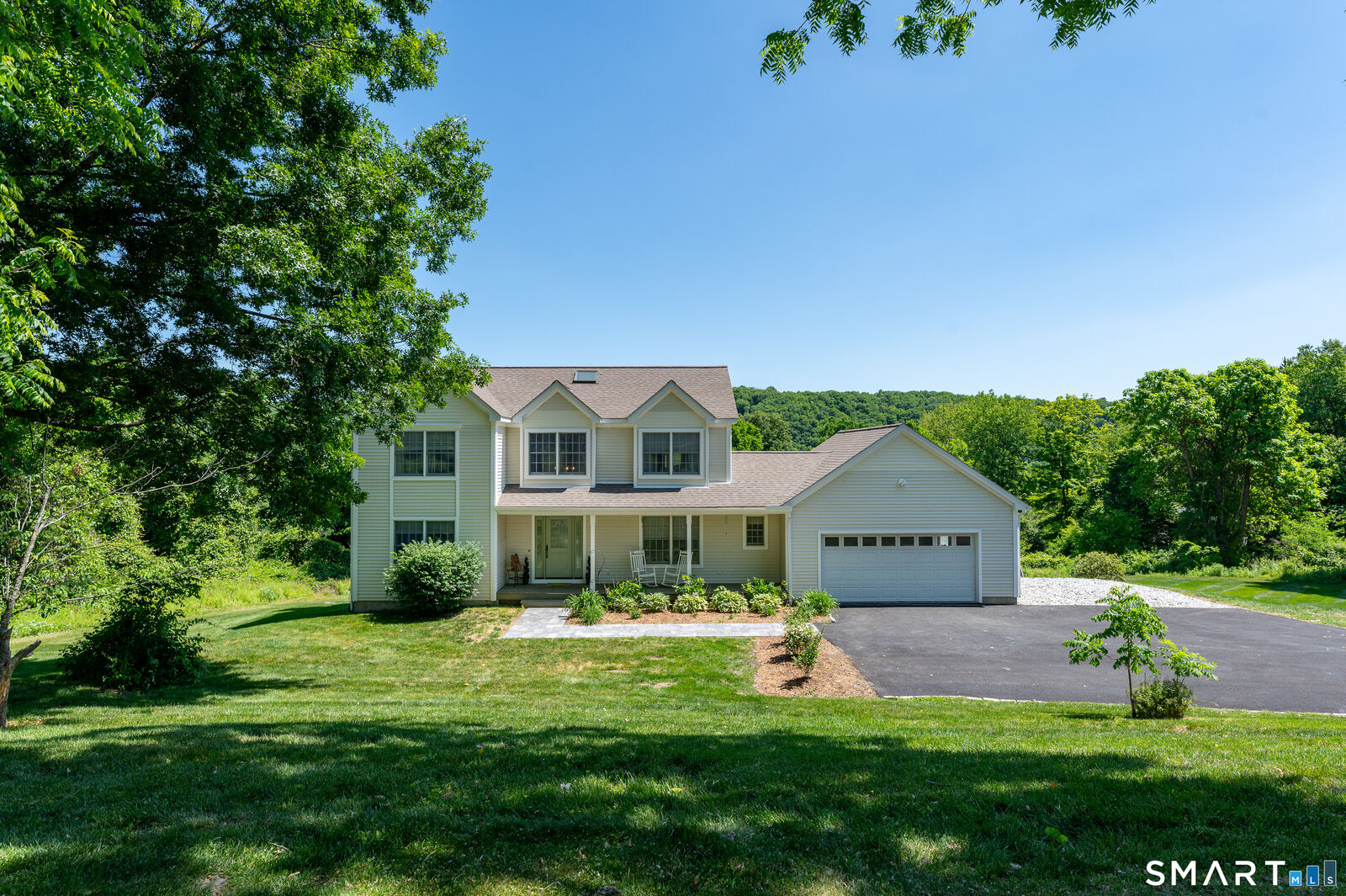 Property Photo:  4 Fleetwood Lane  CT 06804 