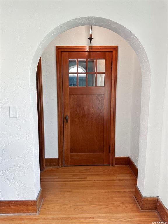 Property Photo: 577 2nd Avenue NE SK S9H 2E5