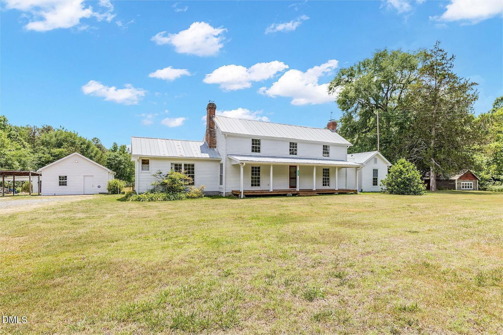 Property Photo: 2204 US-158 NC 27565