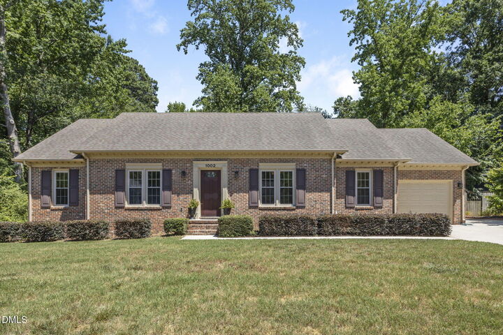 Property Photo:  1002 Fair Oaks Lane  NC 27502 