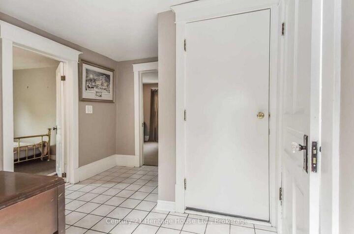 Property Photo:  153 St Andrews Street  ON N1S 1N2 