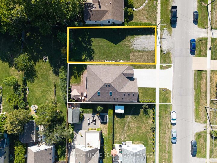 Property Photo:  32A Dorothy Street  ON L2N 4A3 