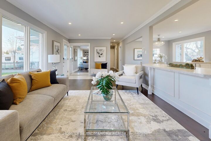 Property Photo: 88 Riverglen Drive ON L4P 2R1