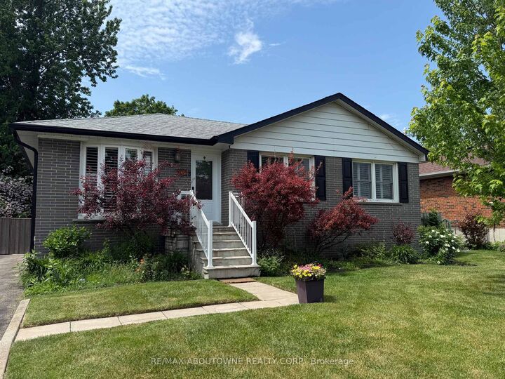 134 Wakefield Road — photo 1