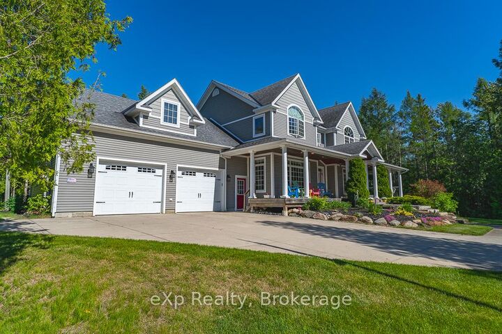 Property Photo: 141 Bay Street ON N0H 2T0
