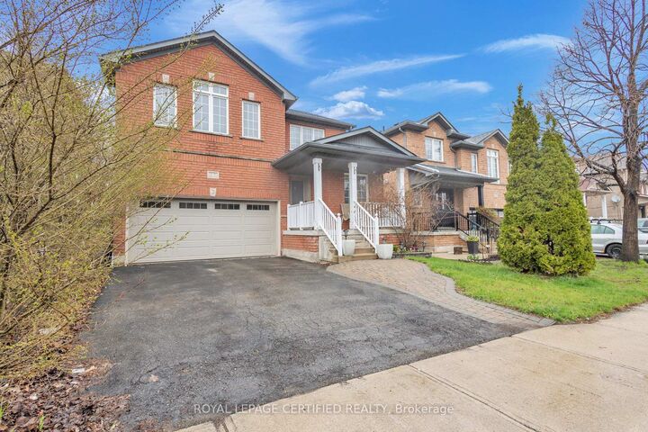 Property Photo: 17 Chestermere Crescent ON L7A 2E8