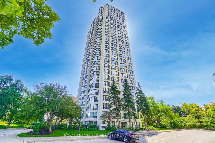 Property Photo: 8 Lisa Street 307 ON L6T 4S6