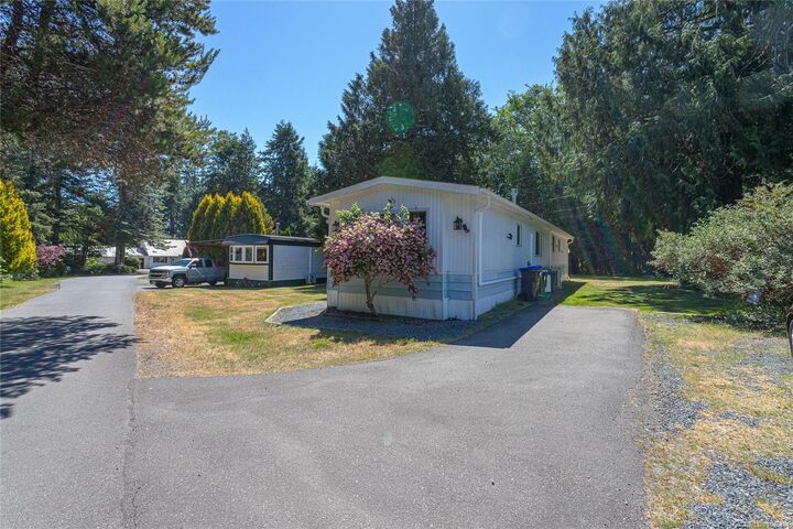 Property Photo:  6350 Island Hwy W #3  BC V9K 2E5 