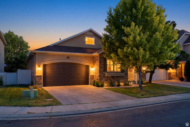 Property Photo: 4042 W Scarsborough Ln UT 84084