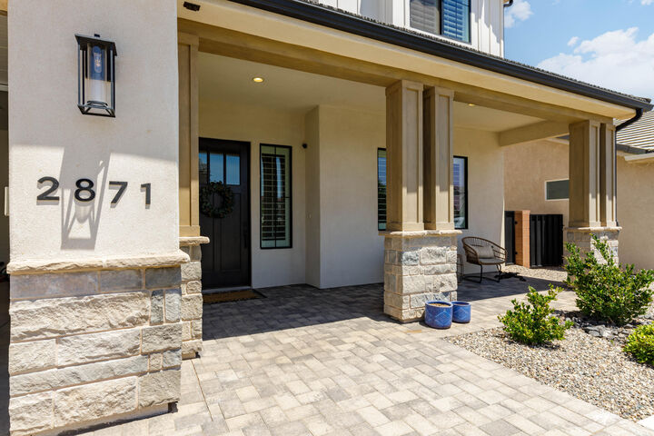 Property Photo: 2871 E Rill Dr UT 84780