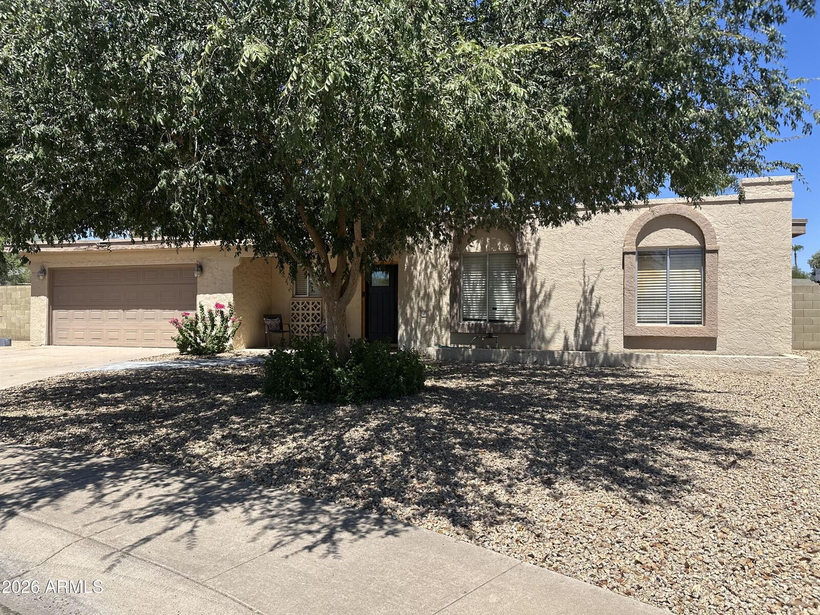 Property Photo: 3916 E Altadena Avenue AZ 85028