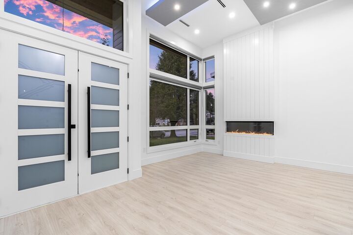 Property Photo: 9336 119A Street BC V4C 6P2