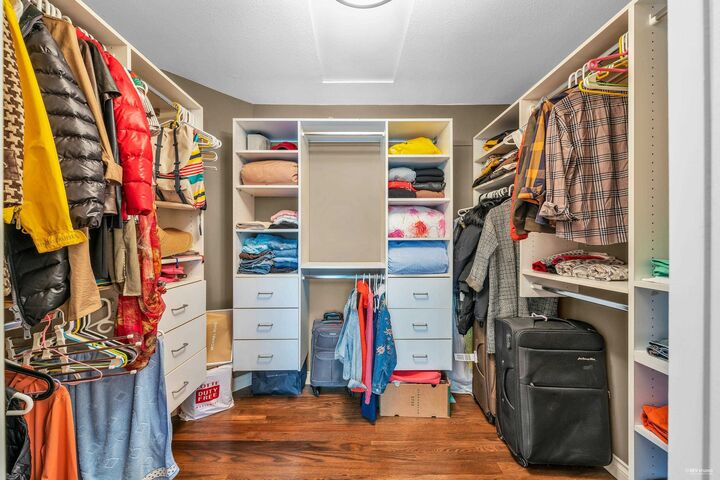 Property Photo:  6550 Albery Place  BC V5E 4G2 