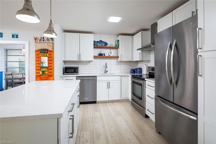 Property Photo:  4171 Lakewood Blvd E-25  FL 34112 