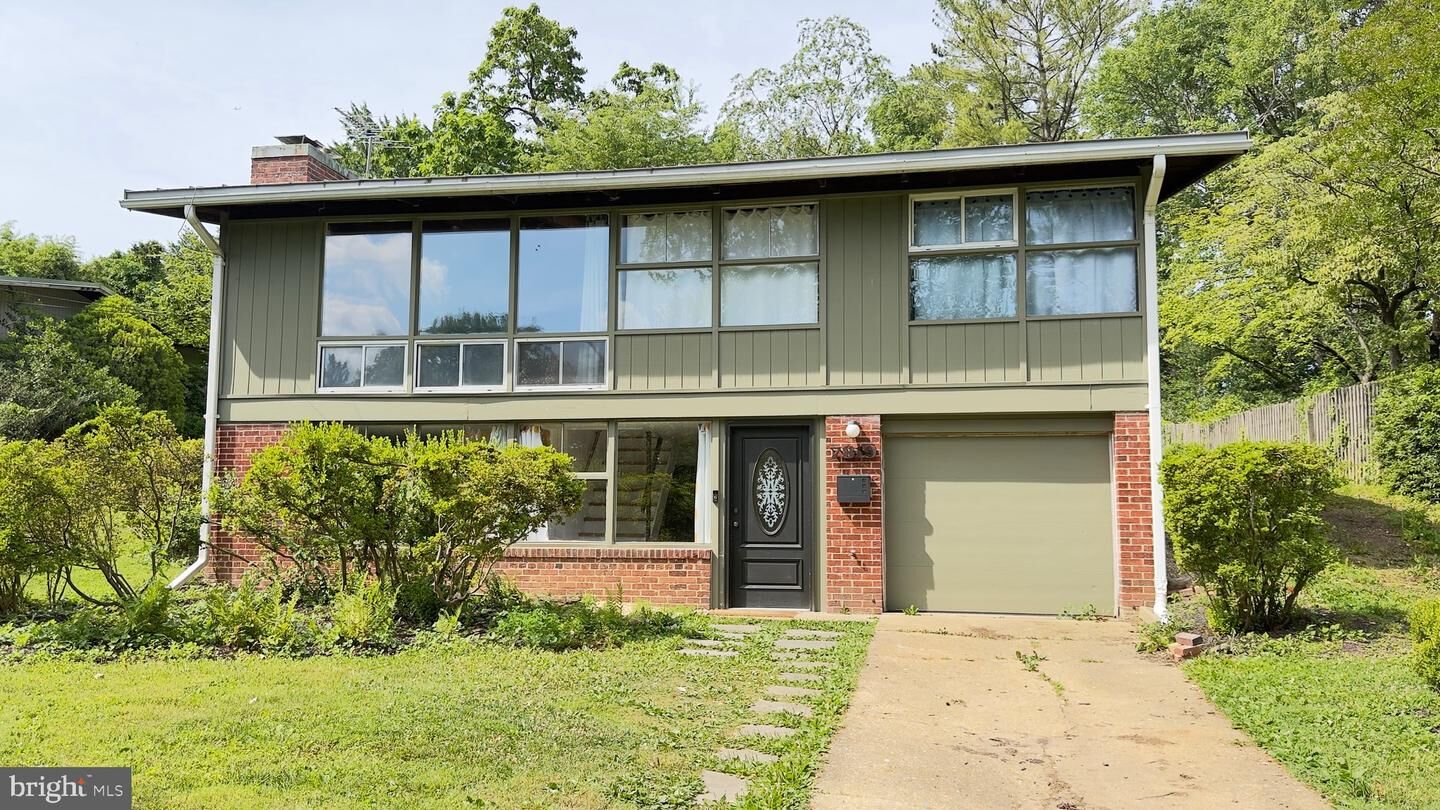Property Photo:  7819 Sycamore Drive  VA 22042 