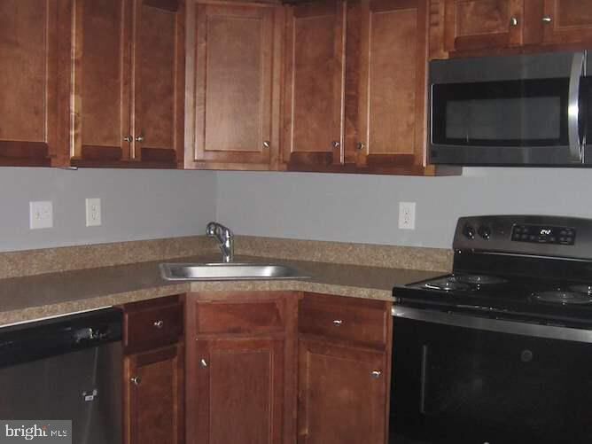 Property Photo: 106 Timberlake Terrace 4 VA 22655