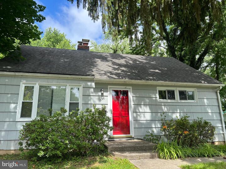 Property Photo:  3140 Cofer Road  VA 22042 