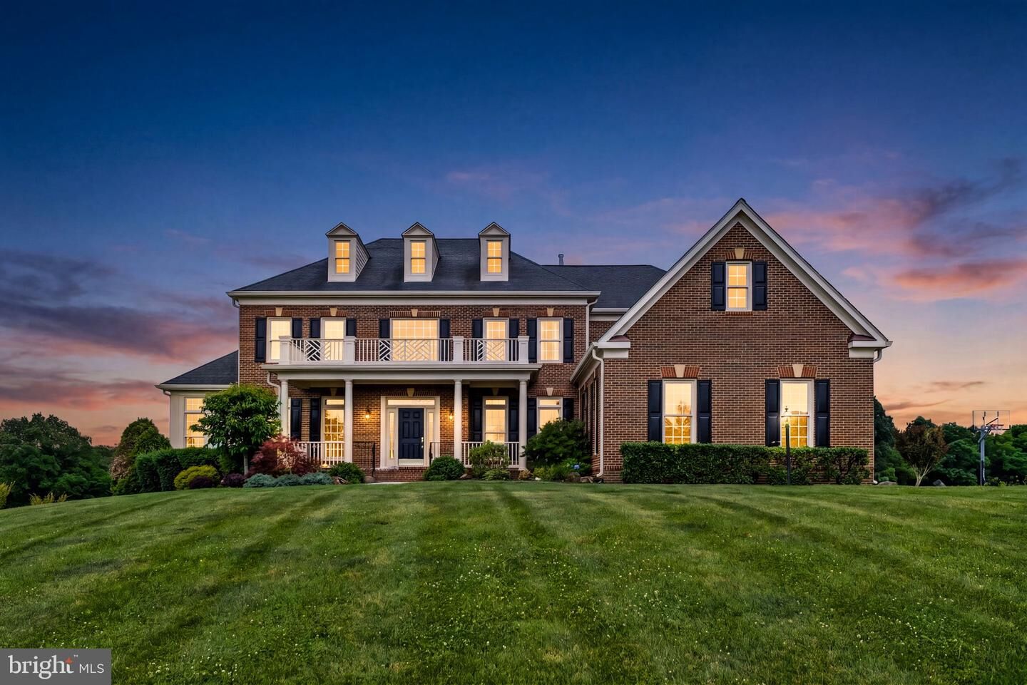Property Photo: 35443 Glencoe Court VA 20141