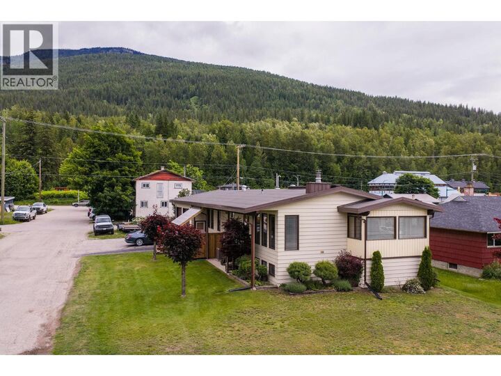 Property Photo: 108 Ford Street BC V0E 2S0