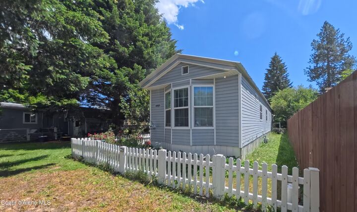 Property Photo: 14921 N Meadow View Ct ID 83858