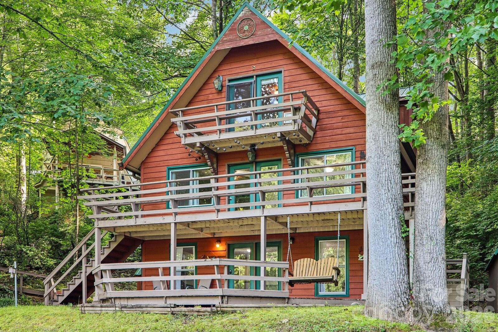 Property Photo:  330 Riddle Cove Road  NC 28751 
