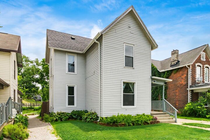 Property Photo:  112 Dewey Avenue  OH 43055 