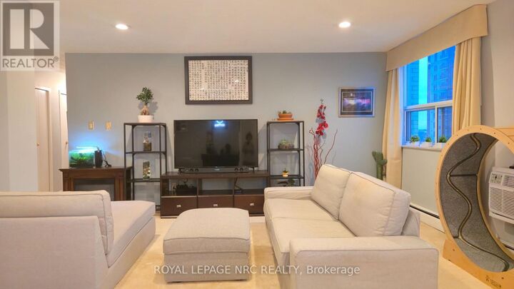 Property Photo:  35 Towering Heights Boulevard 1108  ON L2T 3G8 