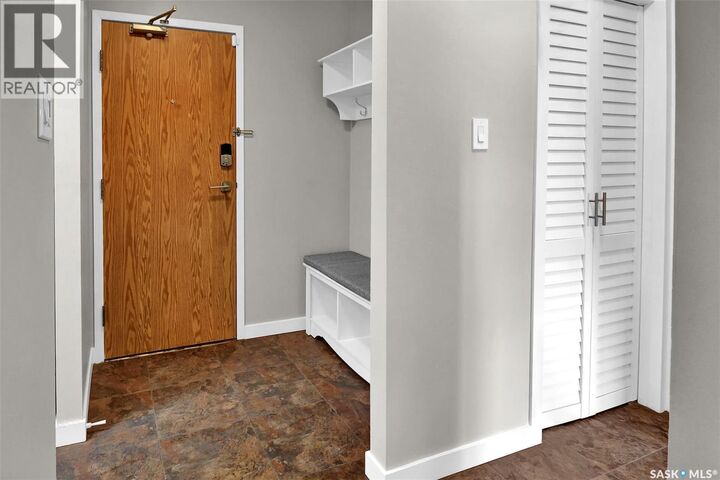 Property Photo:  318 4230 Degeer Street  SK S7H 5G9 