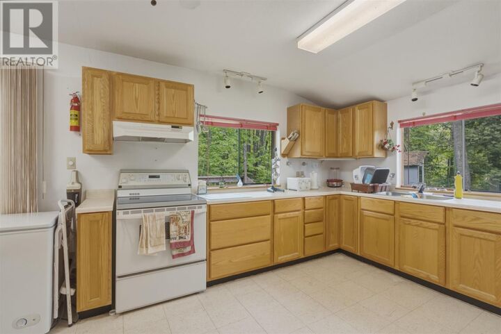 Property Photo: 1539 Mississagi Bay Rd ON P0R 1H0