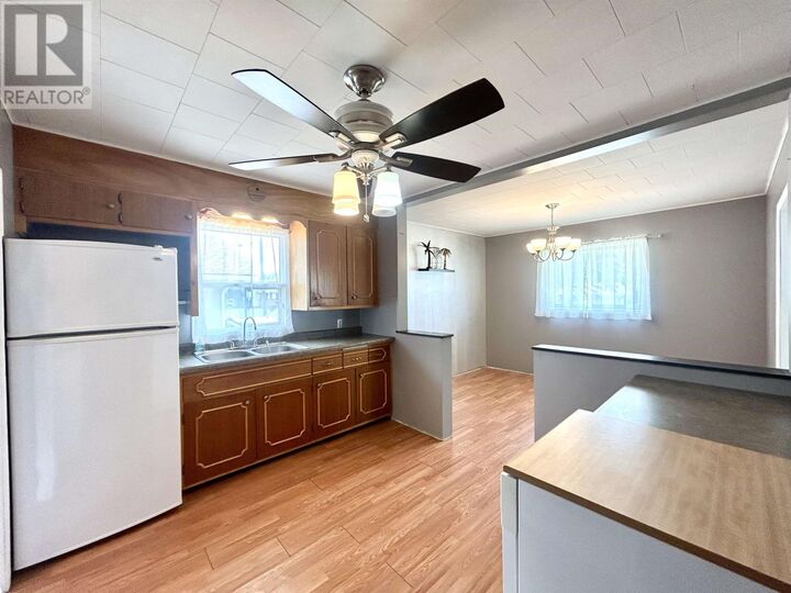 Property Photo:  634 Riverview Drive  ON P9A 2W2 