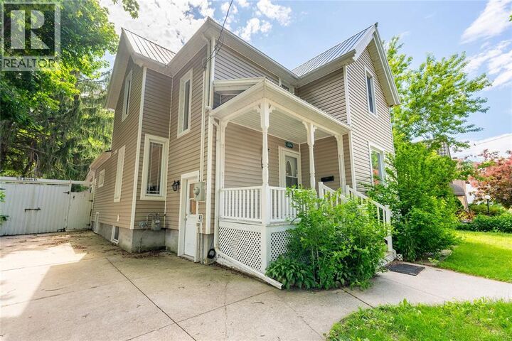 Property Photo: 156 Queen Street ON N7T 2R1