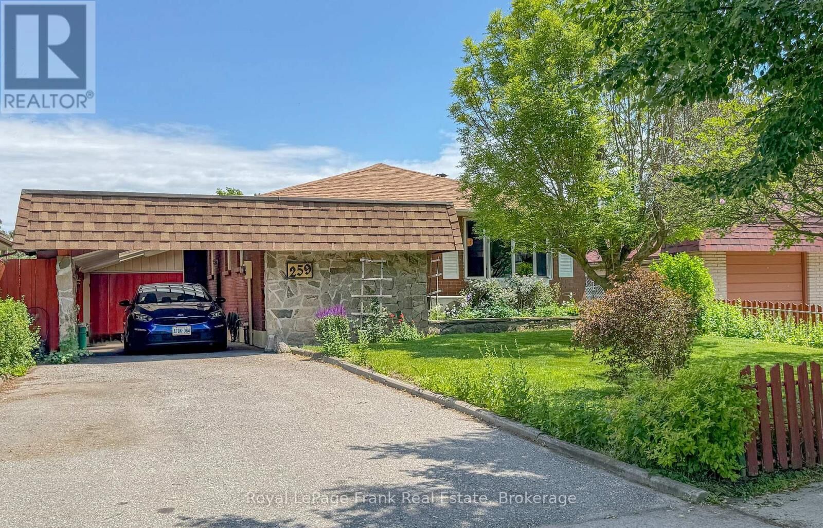 Property Photo: 259 Nipigon Street ON L1J 4N8