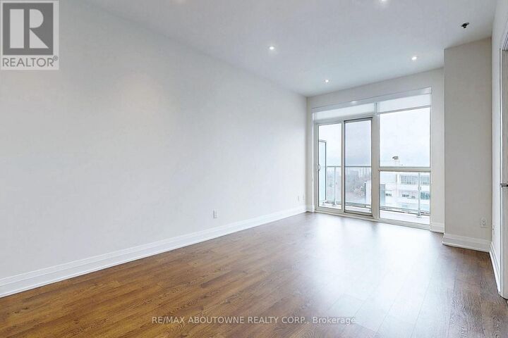 Property Photo:  55 Speers Road 1007  ON L6K 3R6 
