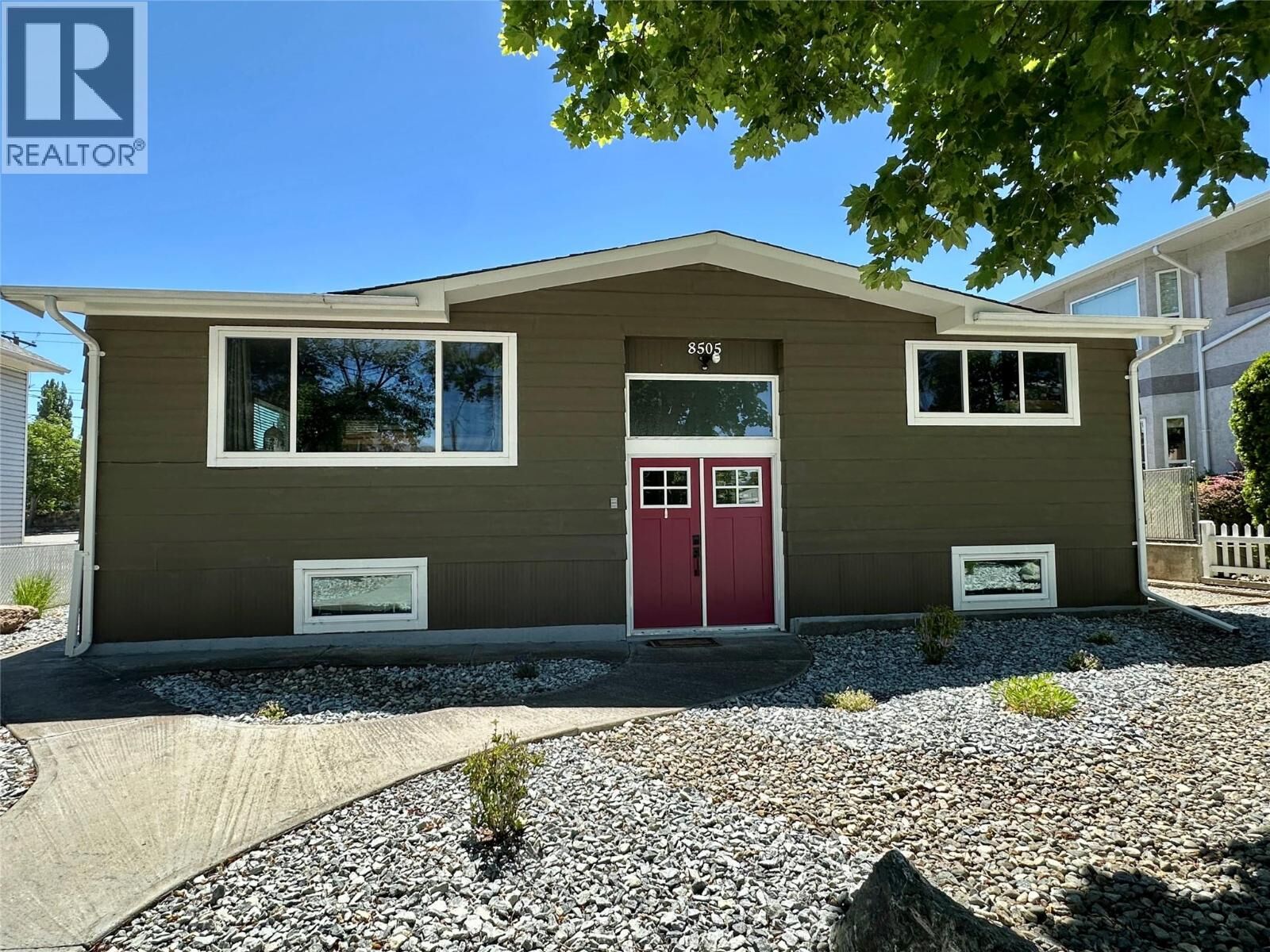 Property Photo: 8505 70th Avenue BC V0H 1V0